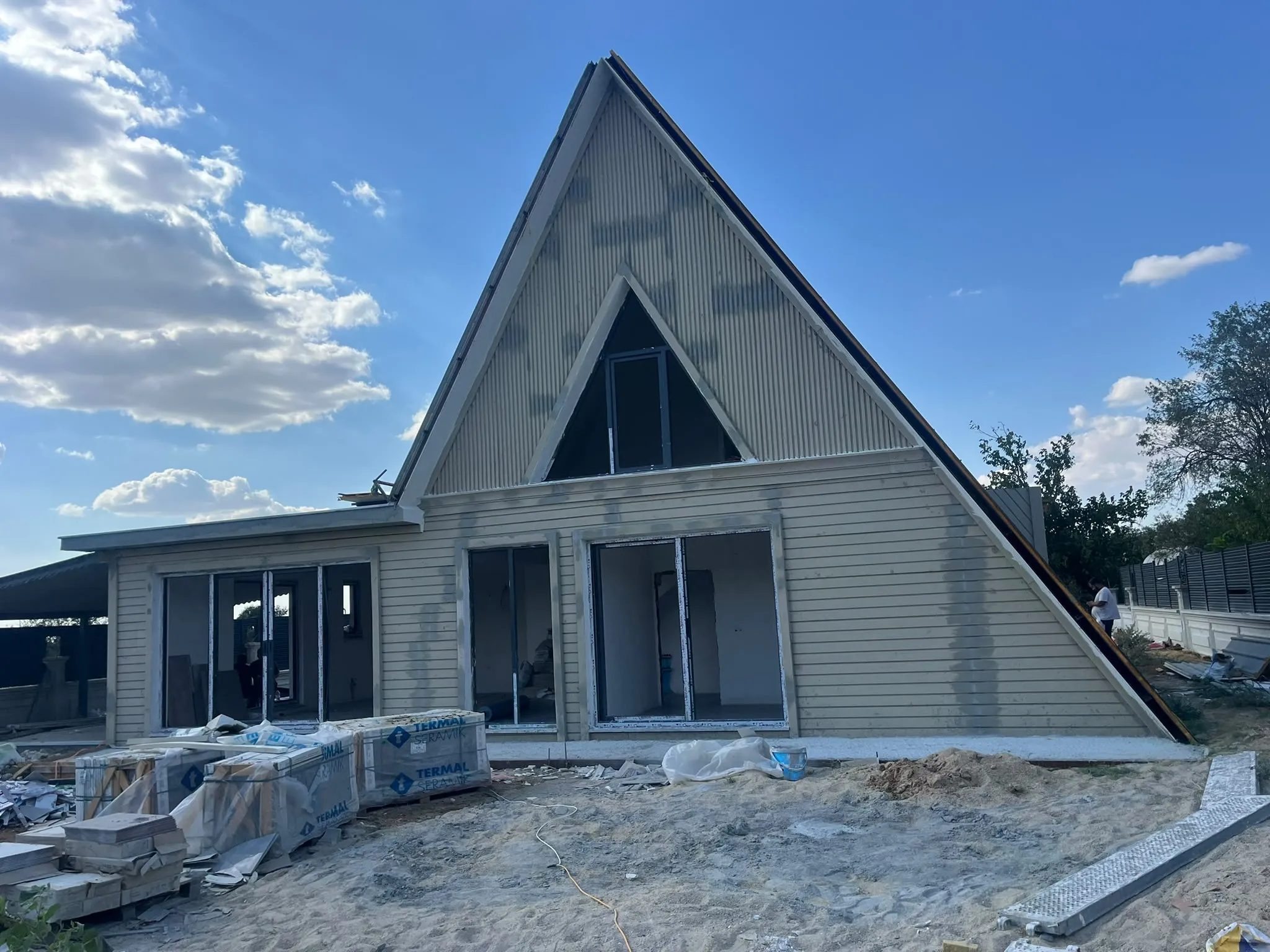 Edirne Keşan Şükrüköy'de Hayata Geçirdiğimiz Havuzlu Bungalov Ev Projemiz